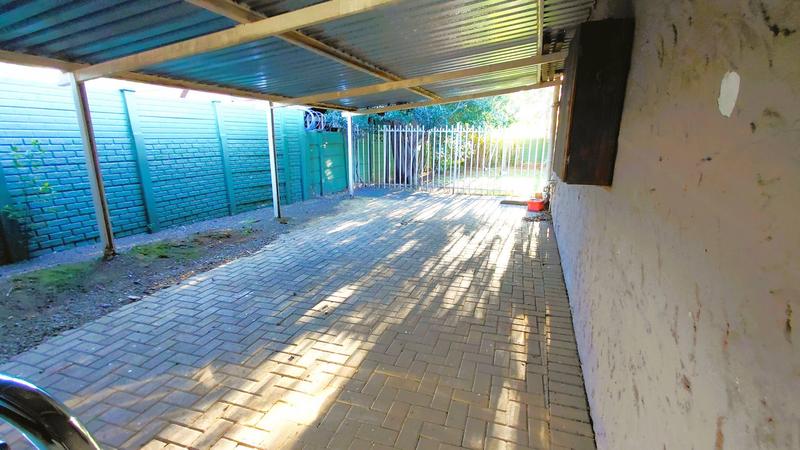 4 Bedroom Property for Sale in Bayswater Free State